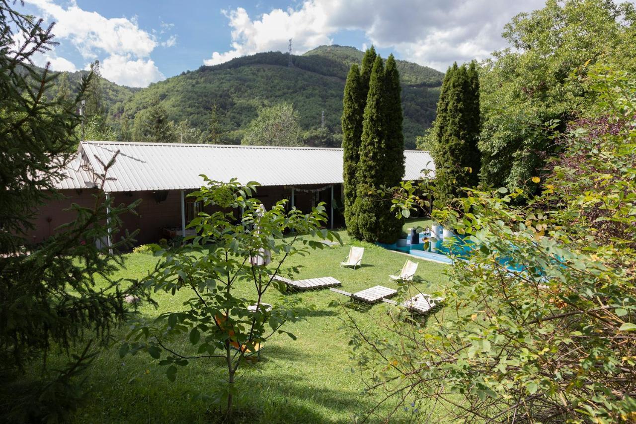 Camping Alta Ribagorca เอลปอนต์ เด ซูเอร์ต ภายนอก รูปภาพ